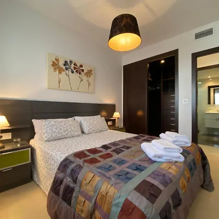 Impresionante Piso En Planta Baja Cerca Al Mar Lejlighed *