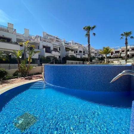 Impresionante Piso En Planta Baja Cerca Al Mar * Torrevieja