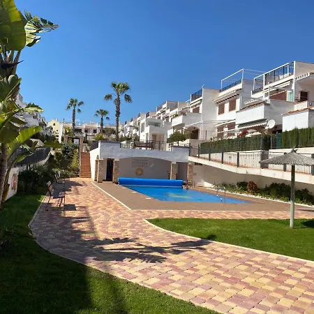 Impresionante Piso En Planta Baja Cerca Al Mar