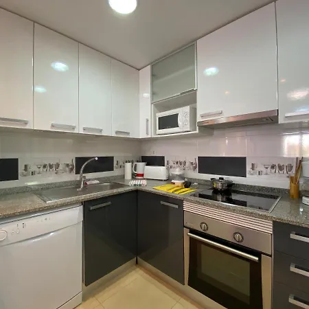 Impresionante Piso En Planta Baja Cerca Al Mar Torrevieja