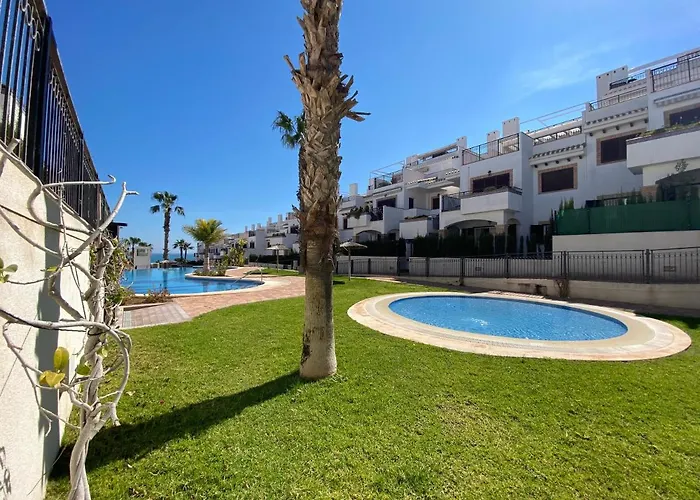 Impresionante Piso En Planta Baja Cerca Al Mar! Daire